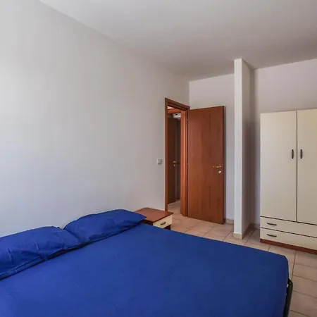 Apartment In Isca Marina With House Sea View